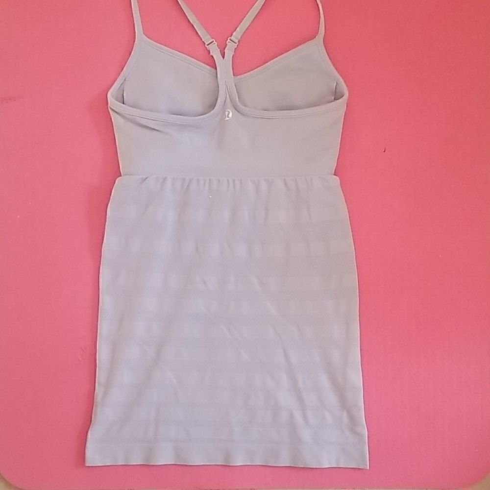 🏷Sale2/$35🏷Lululemon Tank Top - Picture 3 of 4